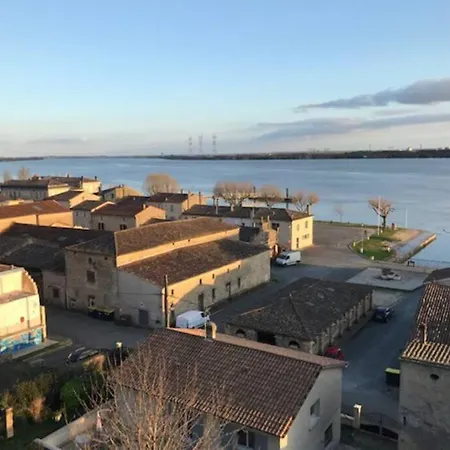 Bourg superbe appart avec vue magnifique Extérieur photo